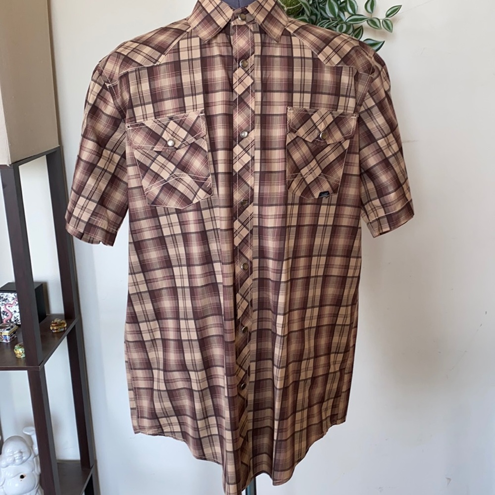 Coastal Pearl Button down shirt Sz Lg
